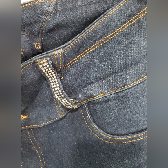 BELLA B Women's Midnight Blue Jeans with Rhinestone Embelishment Strechy - Picture 10 of 10